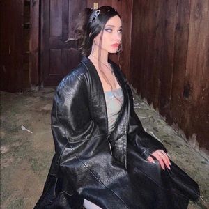 Meet your Posher, Ariana